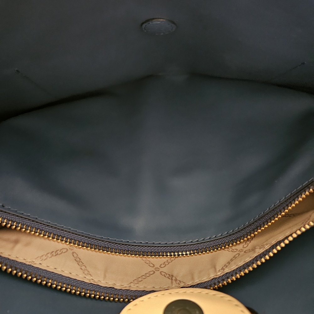 Michael Kors Bedford Bucket Bag Blue Tan Like New Classy Elegant Denim - Picture 9 of 9